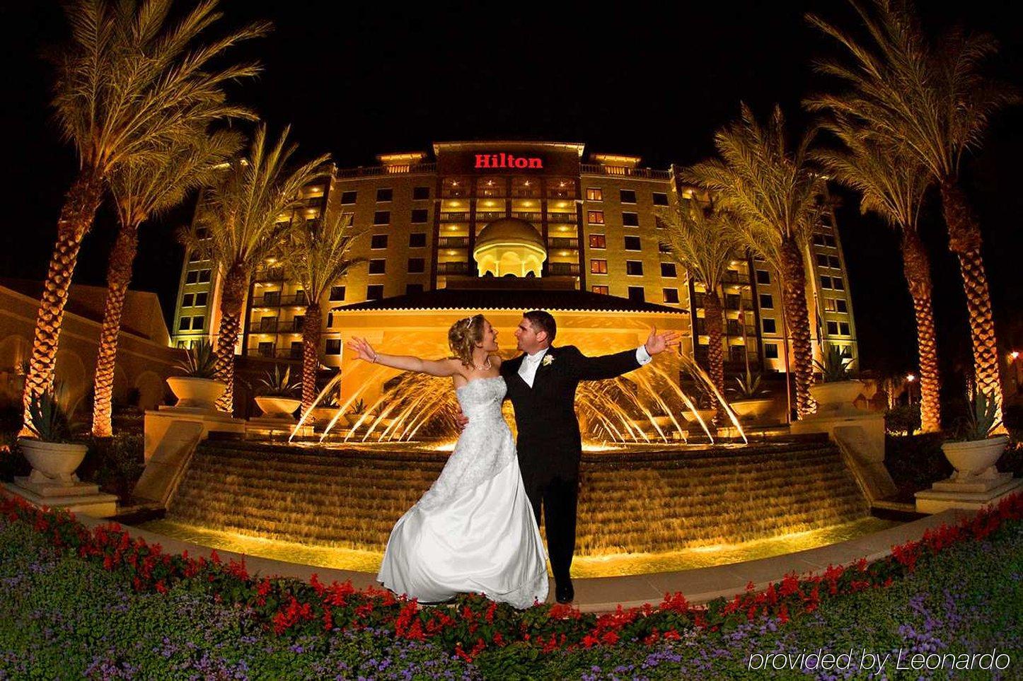 Hilton Carillon Park 4*