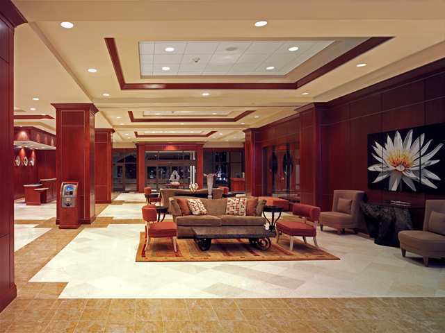 Hilton Carillon Park