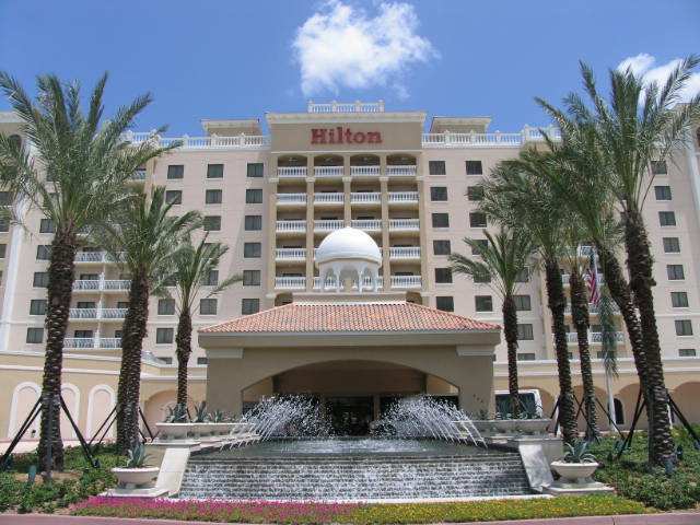 Hotel Hilton Carillon Park